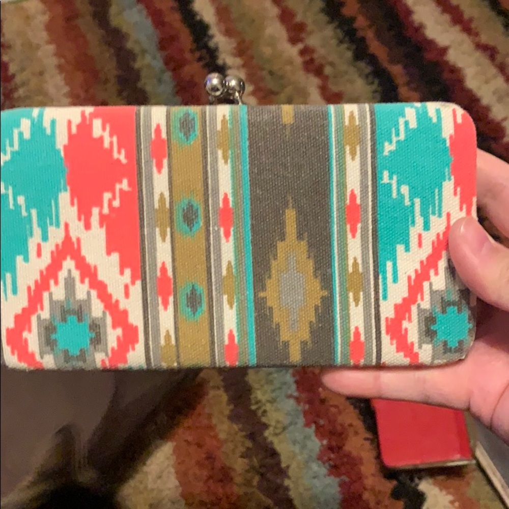 Snap close multi colored wallet